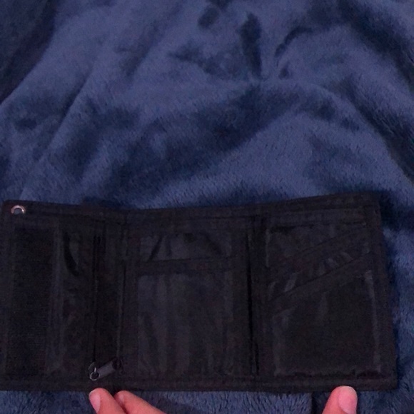 Wallets - Picture 2 of 3